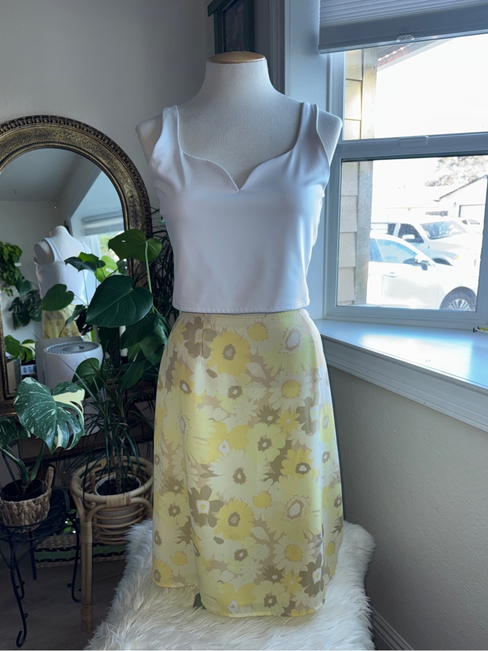 Vintage 90’s Apostrophe Yellow Floral Midi Skirt